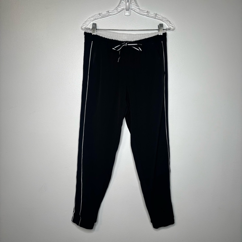 Athleta Pants Women’s Sz 6 Brooklyn Jogger Black White Side Stripe 566705 - Picture 4 of 10